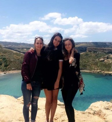 Testimony of Cécile – Internship abroad in communications