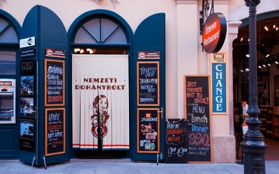 An internship relative to nightlife ? Here you are !